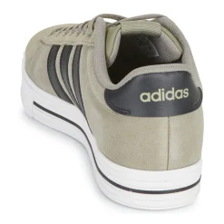 Adidas Sportswear - DAILY 4.0