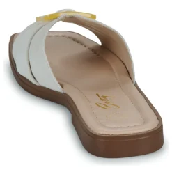 Betty London - CAPUCINE