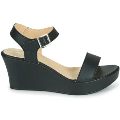 Betty London - CHARLOTA