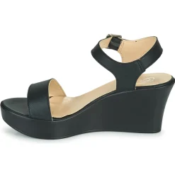 Betty London - CHARLOTA