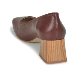 Betty London - CLAUDIE