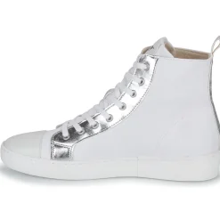 Betty London - ETOILE