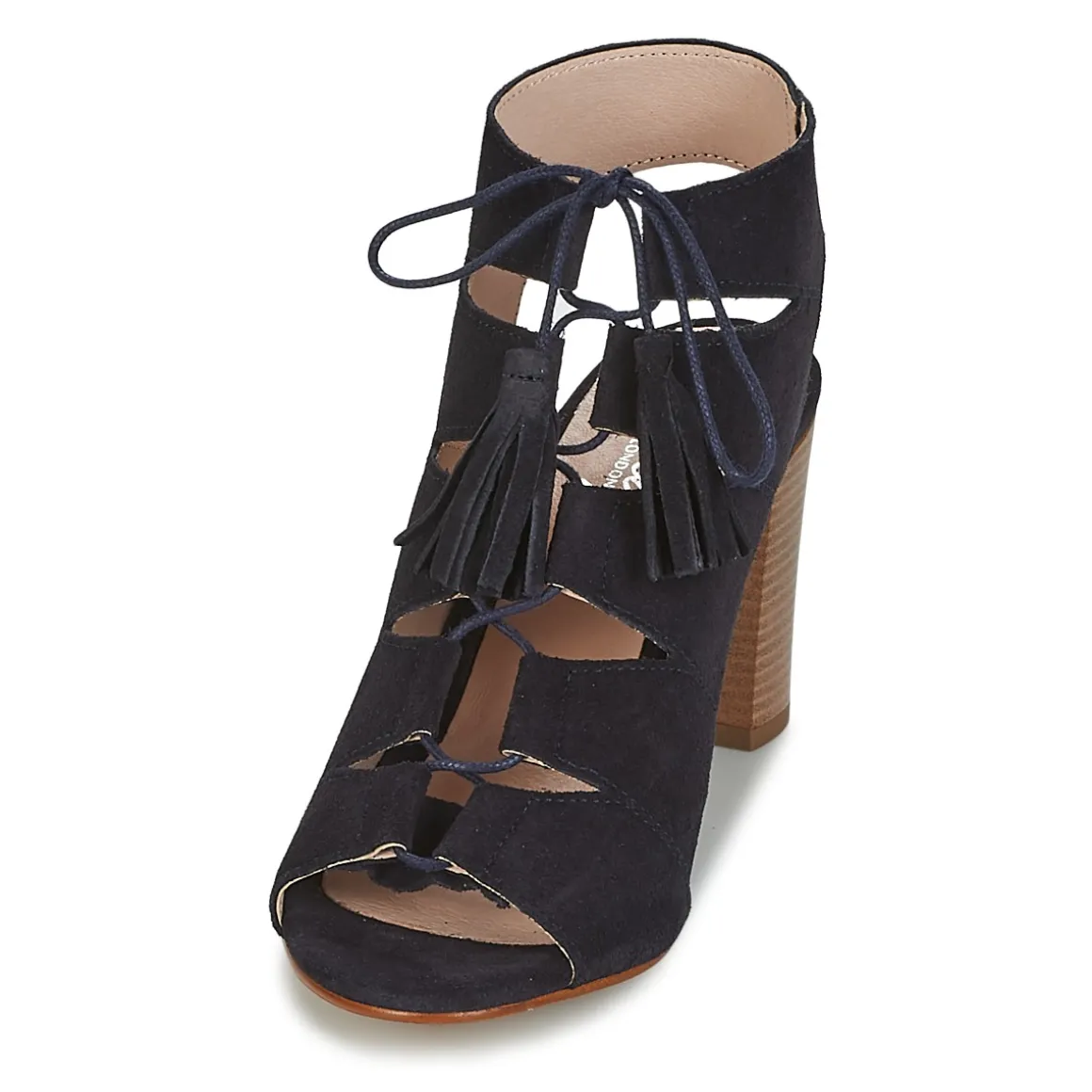 Betty London - EVENE