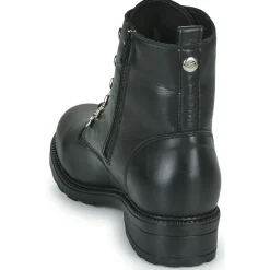 Betty London - GALACTICA