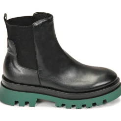 Betty London - GINGER