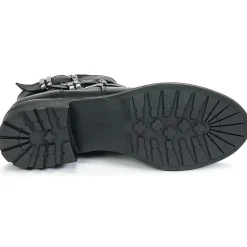 Betty London - HELIDI