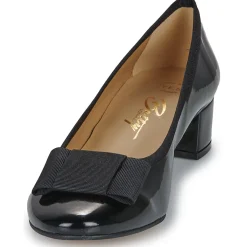 Betty London - Hélène