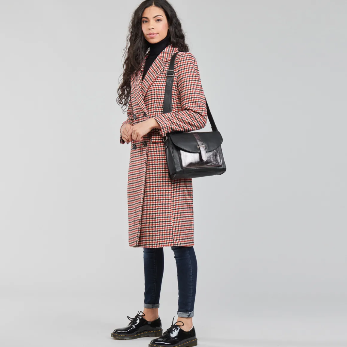 Betty London - JAULAGIRI