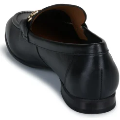 Betty London - MAENA