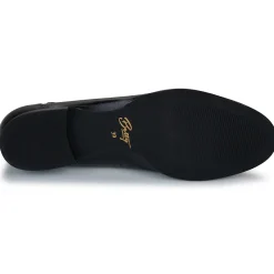 Betty London - MAENA