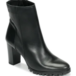 Betty London - NOHIME