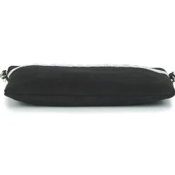 Betty London - NOLLINE