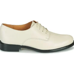 Betty London - OULENE