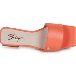 Betty London - PAULINE