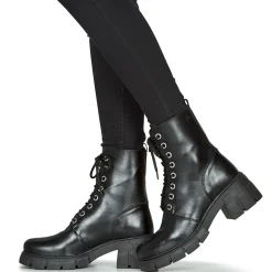 Betty London - POLLINA