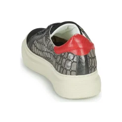 Betty London - PORMINE