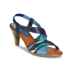 Betty London - POULOI