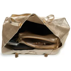 Betty London - SIMONE