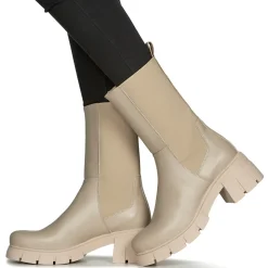 Betty London - SPACY