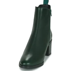 Betty London - TABASCO