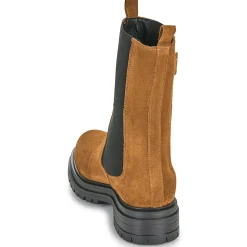 Betty London - VERONIQUE