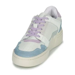 Betty London - YOANA