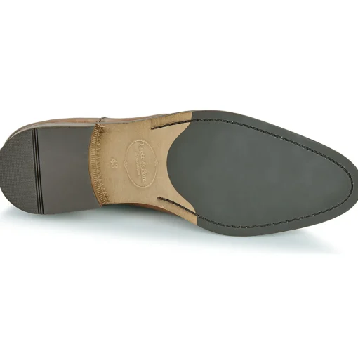 Brett & Sons -