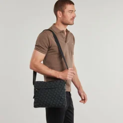 Calvin Klein Jeans - SLOUCHED MONOGRAM ZIP FLIGHT BAG