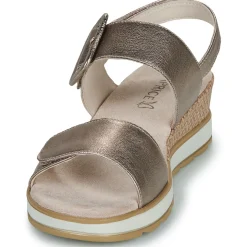 Caprice - BERNADETTE