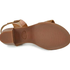 Casual Attitude - CAILLE