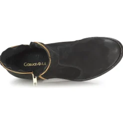 Casual Attitude - CALIEL