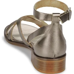 Casual Attitude - COUTIL