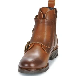 Casual Attitude - GUILO