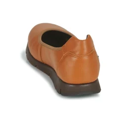 Casual Attitude - HOLMES