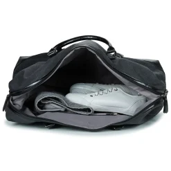 Casual Attitude - IVY