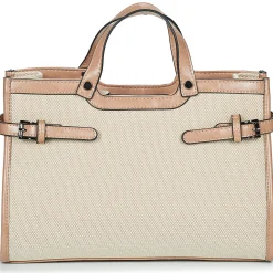 Casual Attitude - LARA