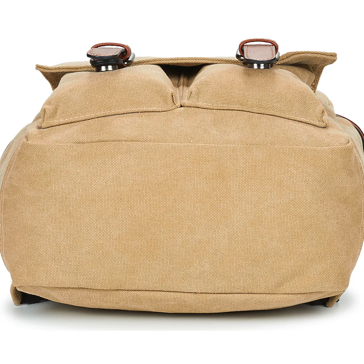 Casual Attitude - LEXI