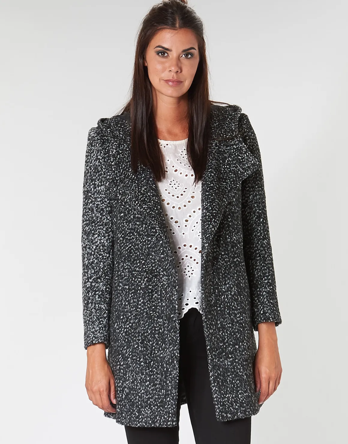 Casual Attitude - LOUA