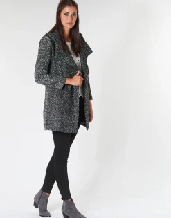 Casual Attitude - LOUA