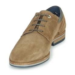 Casual Attitude - MARINA