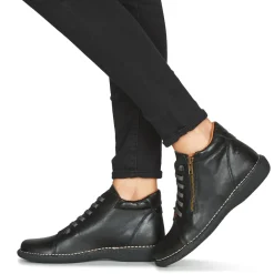 Casual Attitude - NELIO