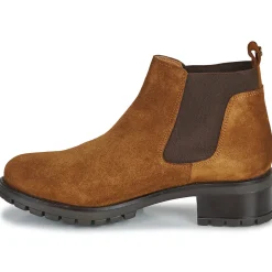 Casual Attitude - ONYA