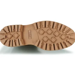 Casual Attitude - YEYE