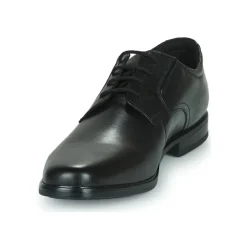 Clarks - HOWARD WALK