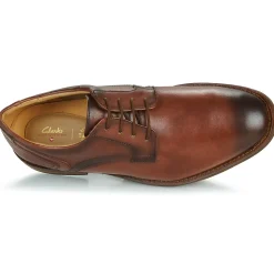 Clarks - UN HUGH LACE