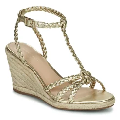 Cosmo Paris - ROBBIE