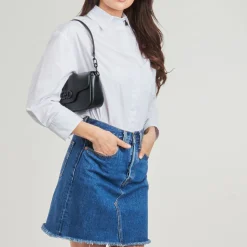 David Jones - CM7403A