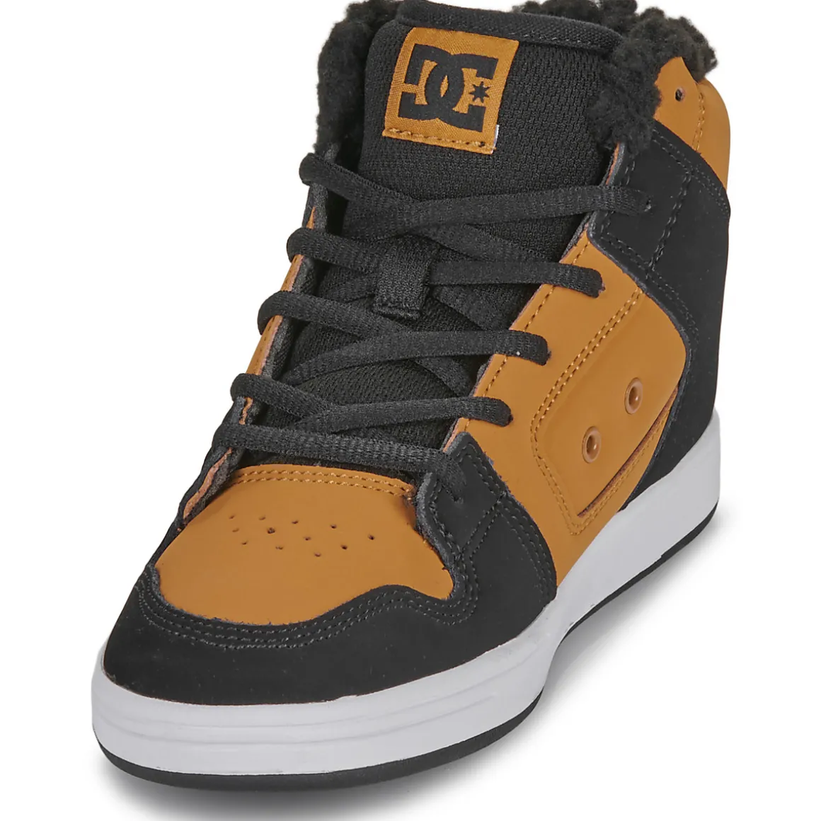 DC Shoes - MANTECA 4 HI WR