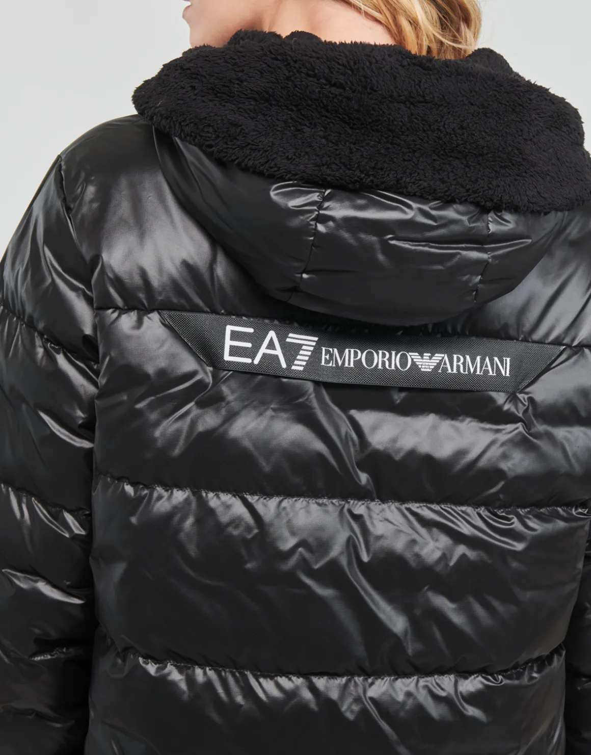 Emporio Armani EA7 - 6LPK01