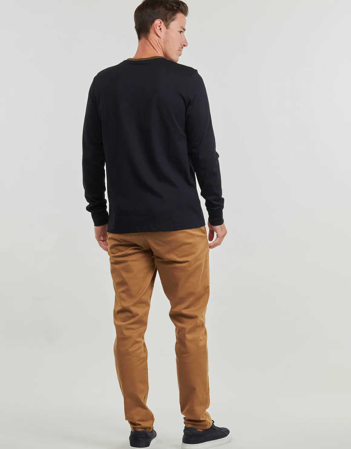 Fred Perry - TWIN TIPPED